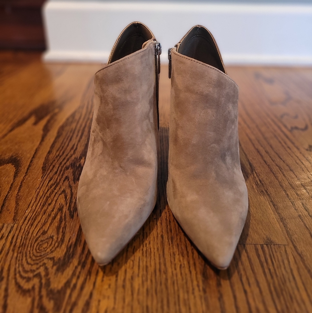 Vince Camuto Heels